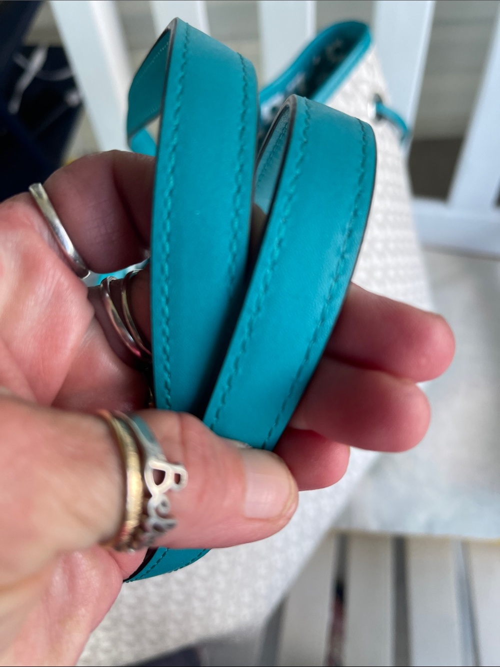 MICHAEL KORS Reversible Cream Signature XL Tote with Teal Trim - Picture 5 of 5